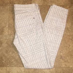 Anthropologie Pilcro white and grey printed  denim